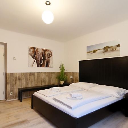 Manu Apartment Hennersdorf Экстерьер фото